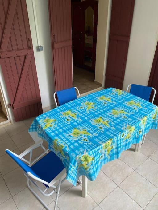 Maison En Bord De Mer A Trois Rivieres. Kültér fotó