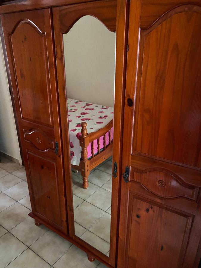Maison En Bord De Mer A Trois Rivieres. Kültér fotó